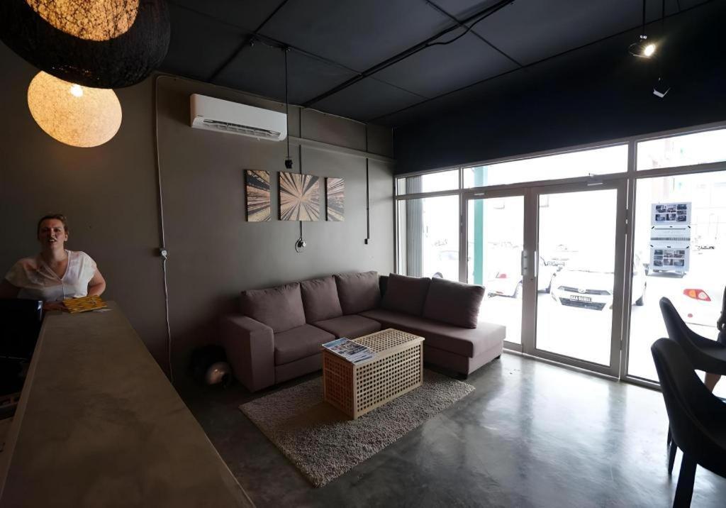 Koptel Budget Hotel Kuching Exterior foto